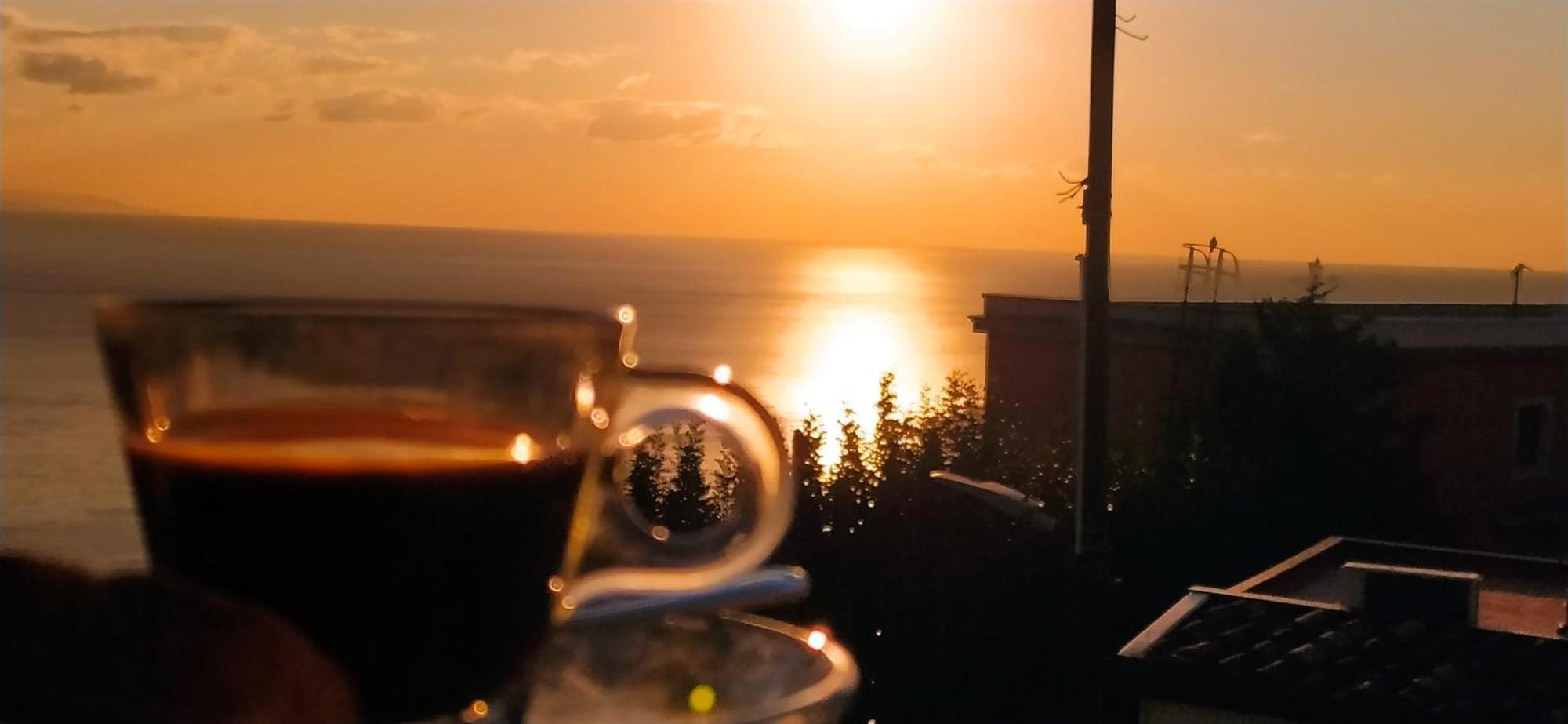 Blue Sky House Bed & Breakfast ตาออร์มินา ห้อง รูปภาพ