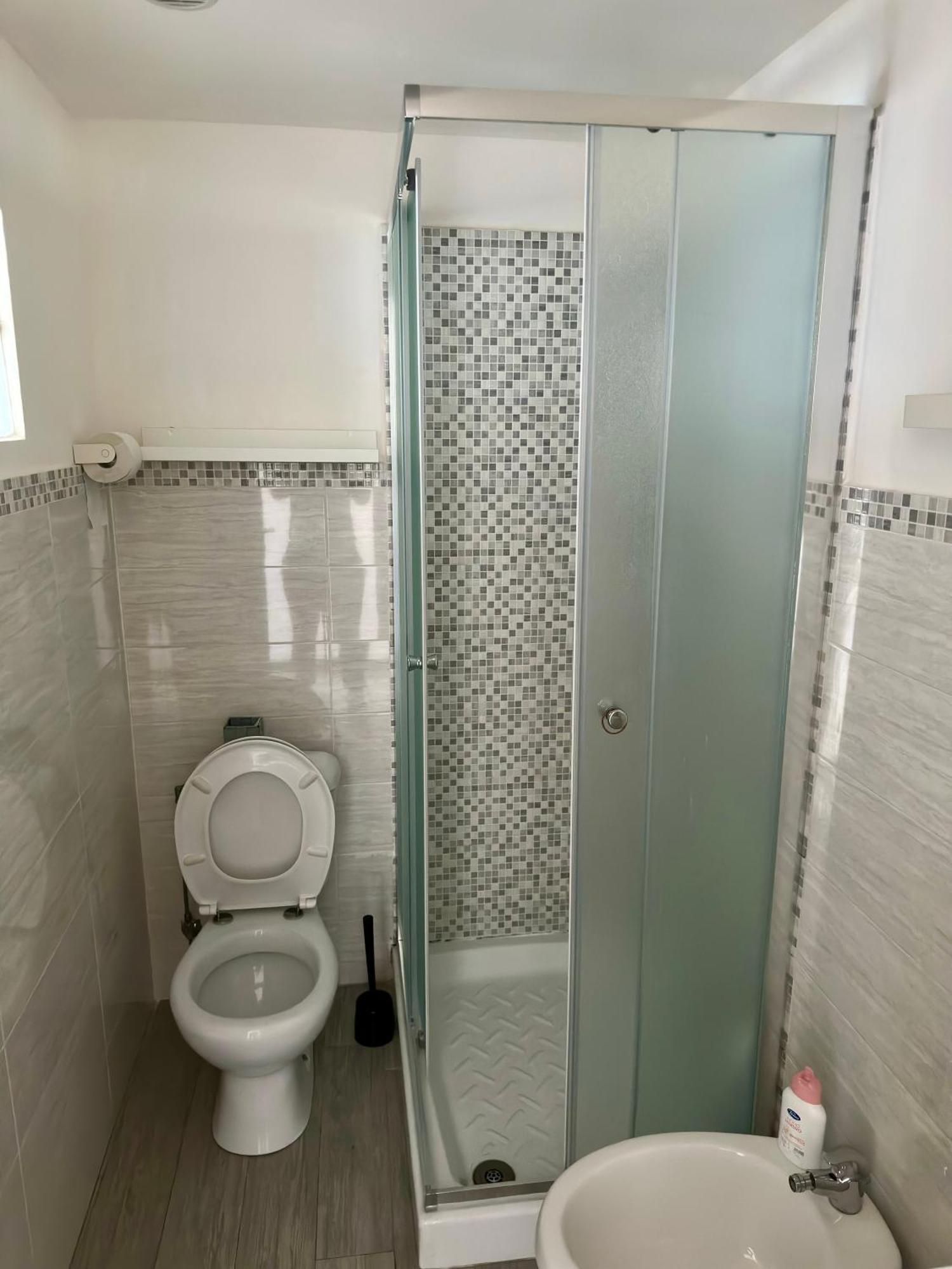 Blue Sky House Bed & Breakfast ตาออร์มินา ภายนอก รูปภาพ